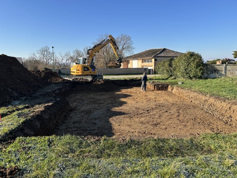 Réalisation du terrassement de la plateforme