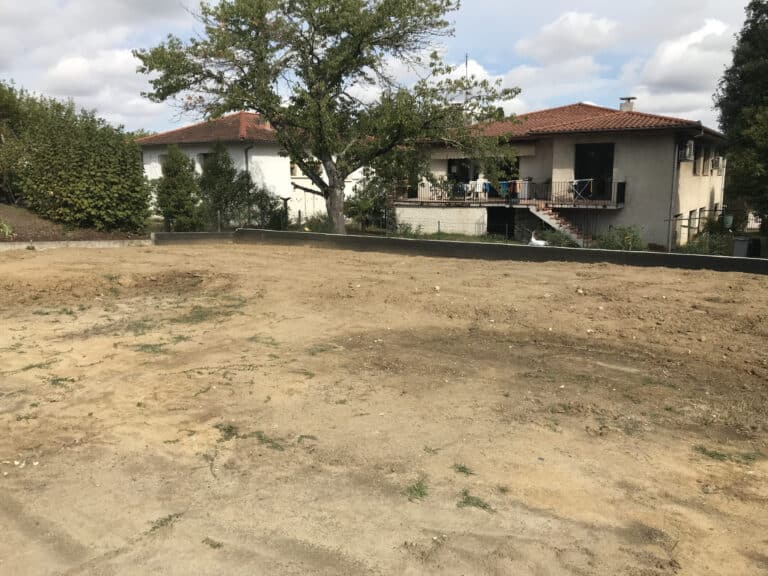 Terrain pour la construction de la maison