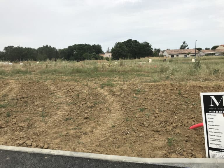 Terrain pour la construction de la maison